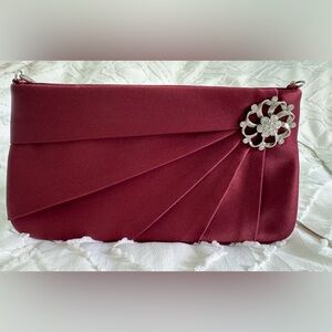 VTG Preston & York Burgundy Silk Satin Evening purse w/Rhinestones Silver Brooch